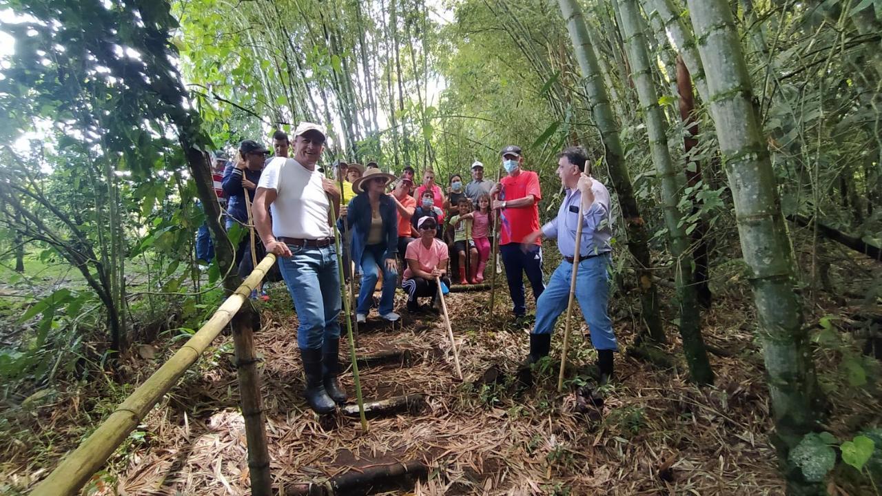 La Acuarela, Posada De La Monita Pereira Zewnętrze zdjęcie